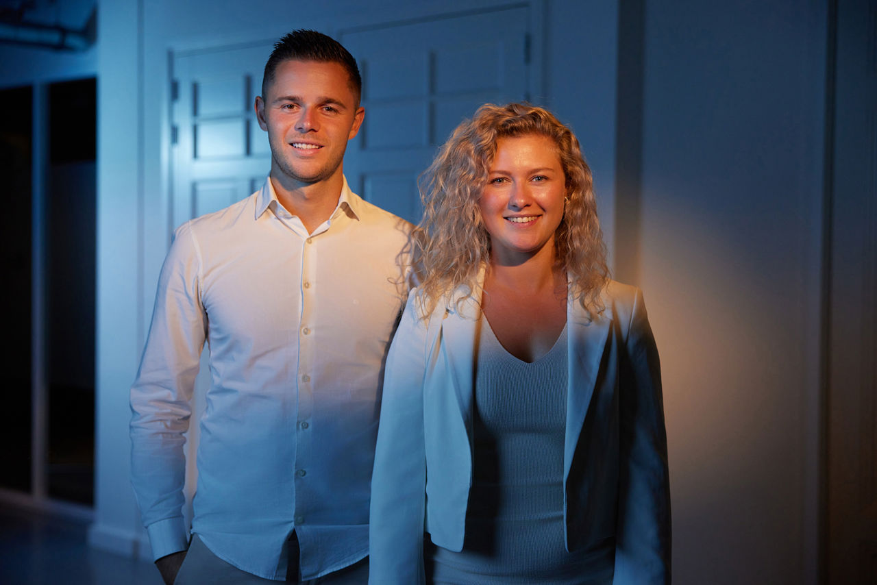 Groepsportret Michael Kreukniet En Jess Molenaar